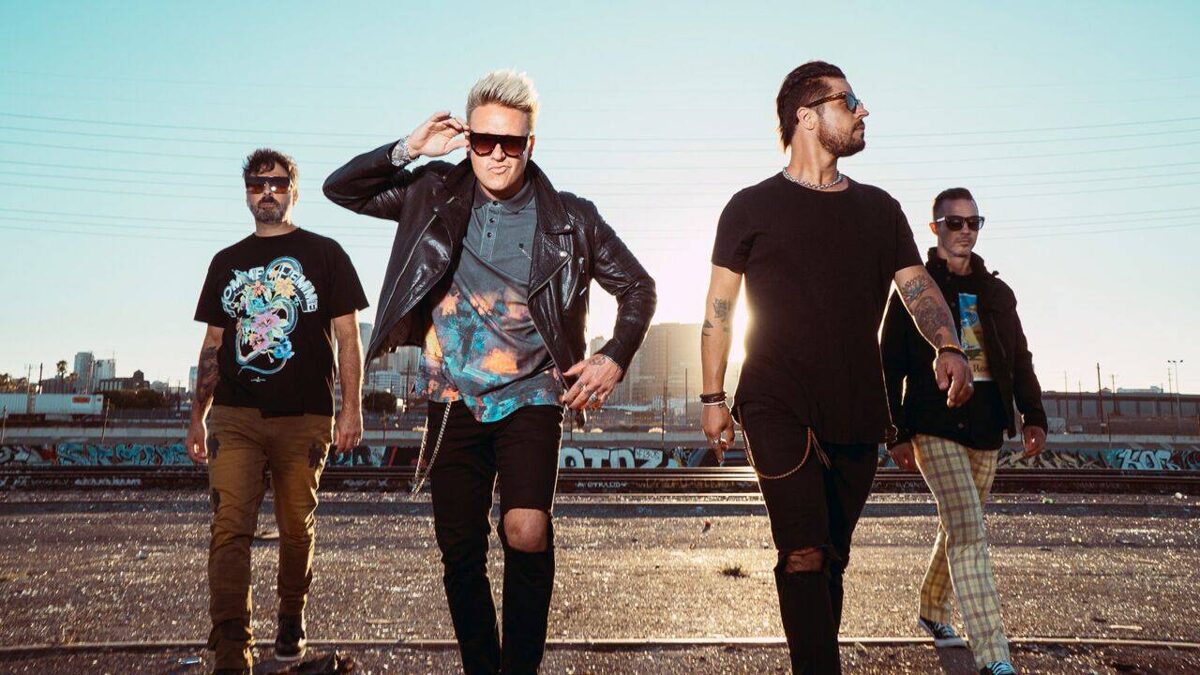 Papa-Roach-1.jpg