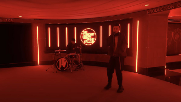 twenty-one-pilots-Routines-In-The-Night-Jimmy-Fallon.jpg